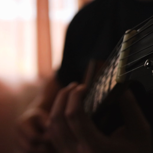 人乳宴掀衣喂乳h
